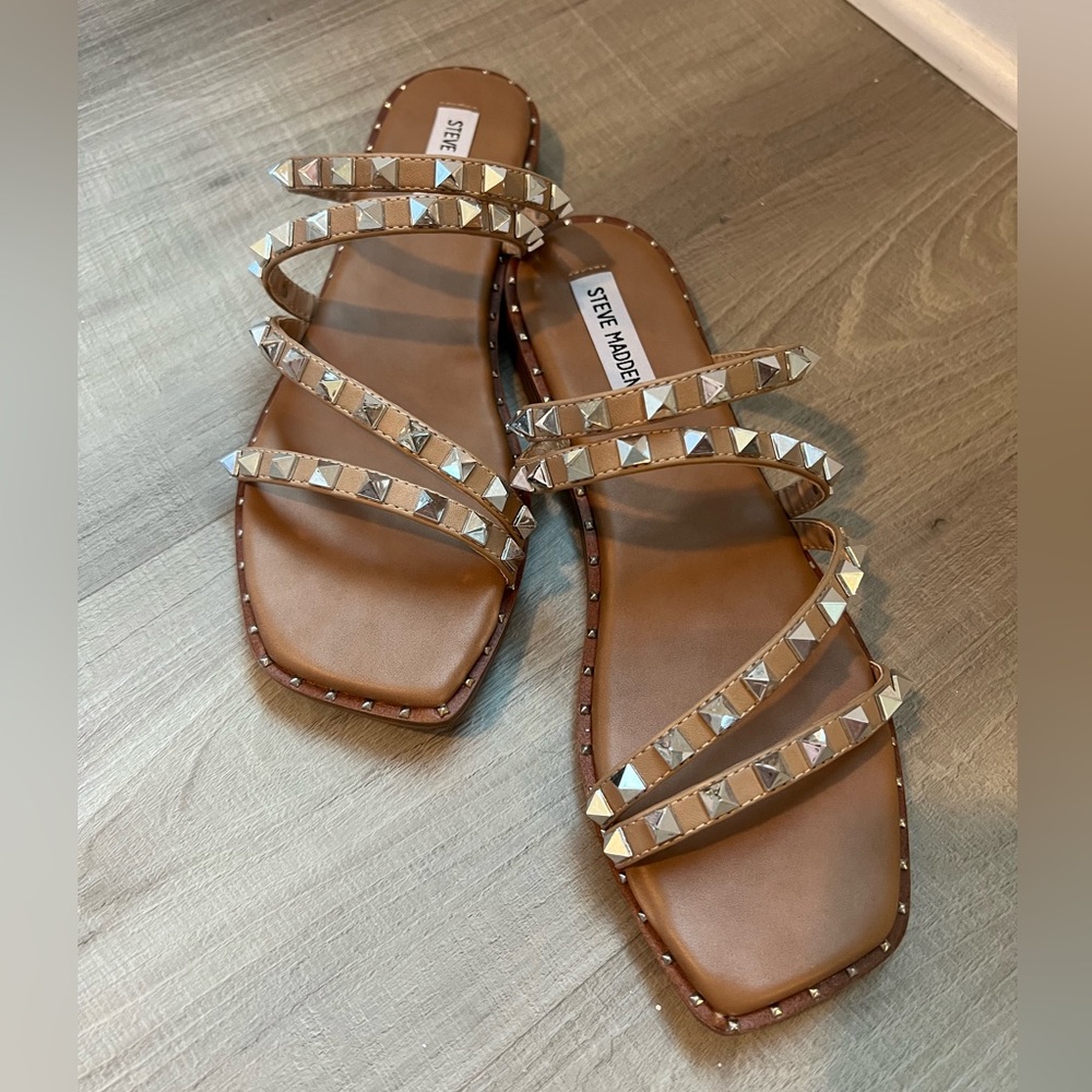Steve Madden Beige Skyler Sandal, Size 9.5, Lightly Worn
